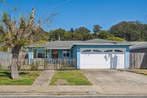 12 Cadiz Court, Pacifica, CA, 94044 | Card Image