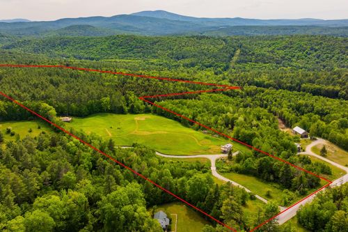 640 Cross Road, Londonderry, VT, 05155 | Card Image