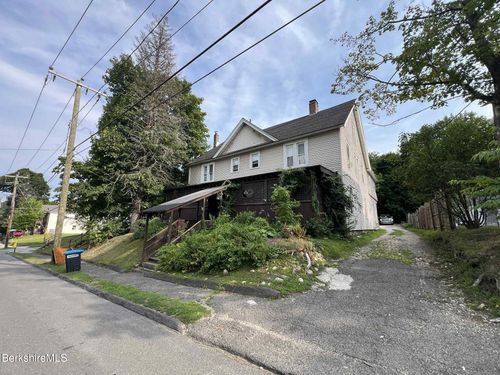 98 Lincoln St, Pittsfield, MA, 01201-4859 | Card Image