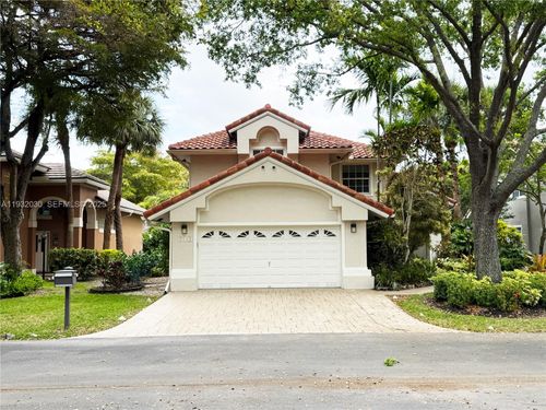 610 Misty Oaks Ln, Pompano Beach, FL, 33069-5535 | Card Image