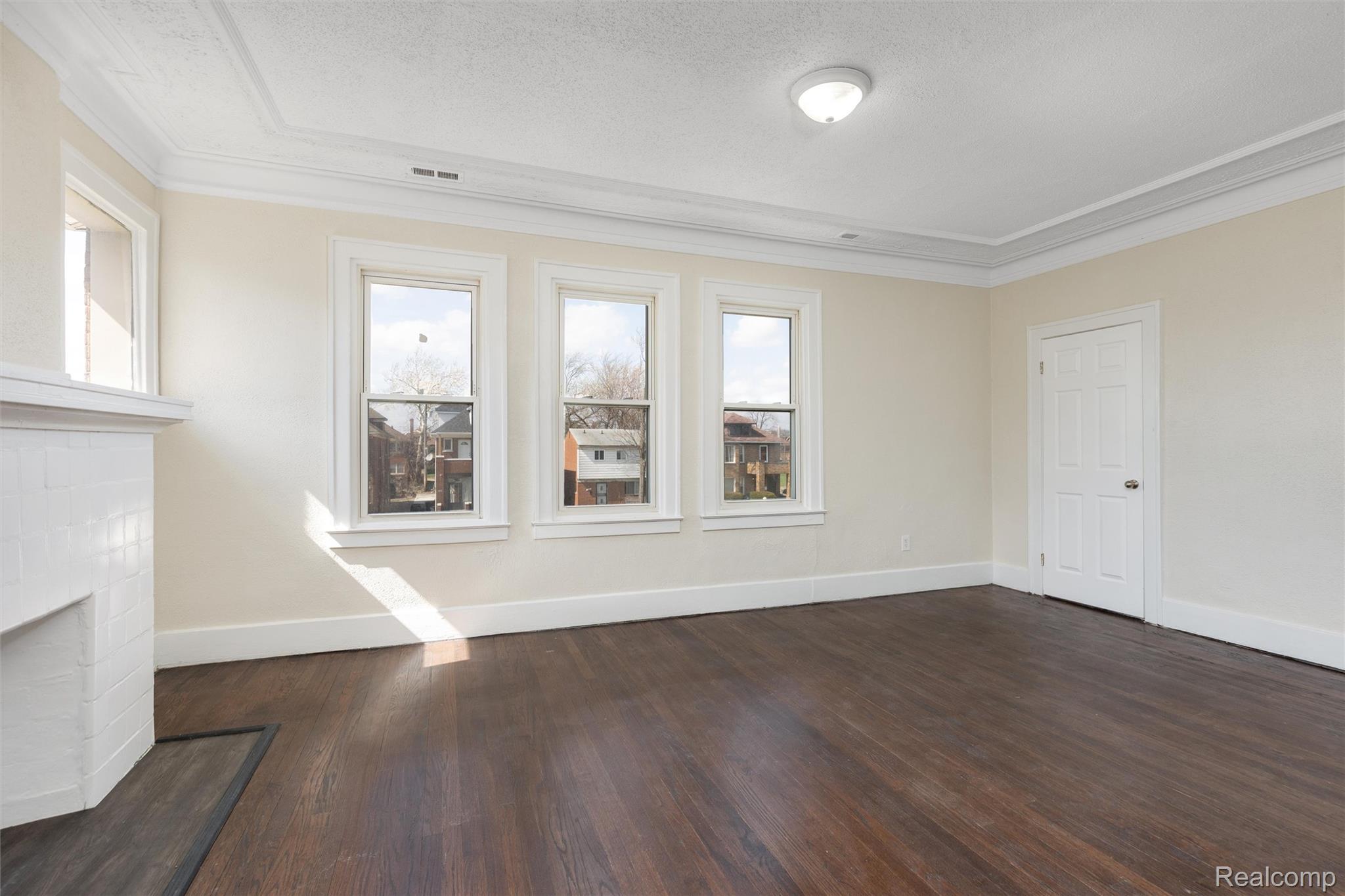 Residential Lease in Detroit 4