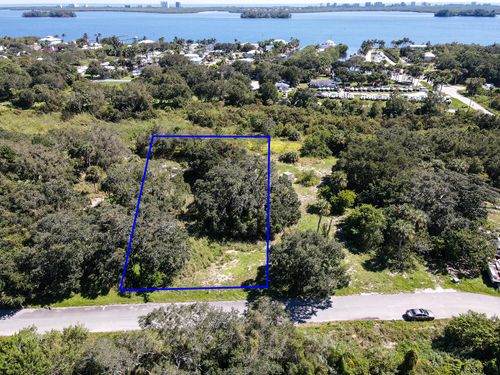 4108 Mariner Oaks Way, St Lucie Village, FL, 34946-6435 | Card Image