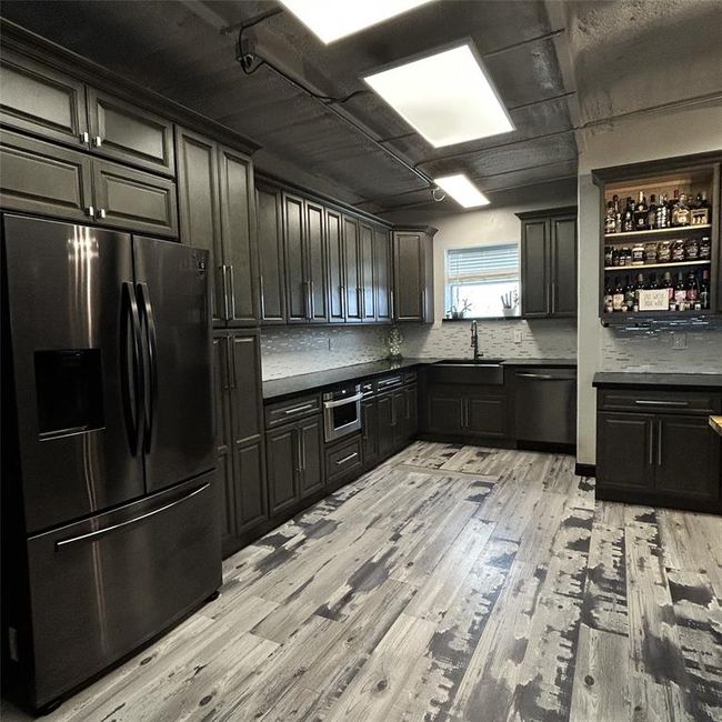 1006 23 Rd St, House other with 2 bedrooms, 2 bathrooms and 10 parking in San Leon TX | Image 8