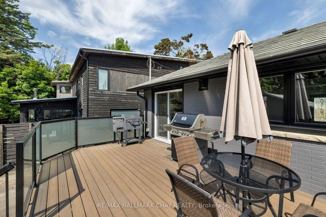 39 Eugenia St, House other with 5 bedrooms, 2 bathrooms and 4 parking in Barrie ON | Image 21