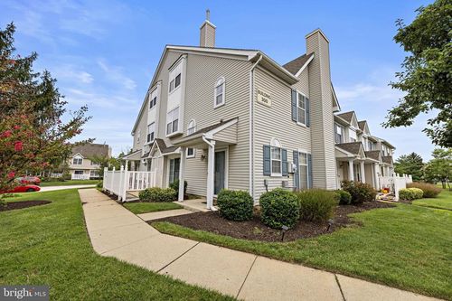 301 Oliphant Ln, Mount Laurel, NJ, 08054-5243 | Card Image