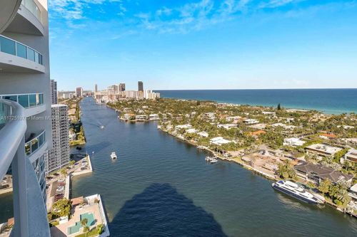 apt-2705-20201 E Country Club Dr, Aventura, FL, 33180-3291 | Card Image