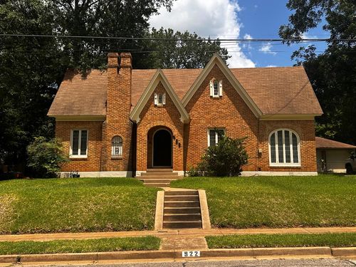 922 N Cedar St, Palestine, TX, 75801-7604 | Card Image