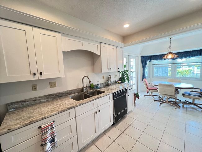 2526 Brazilia Ct, House other with 3 bedrooms, 2 bathrooms and null parking in PUNTA GORDA FL | Image 7