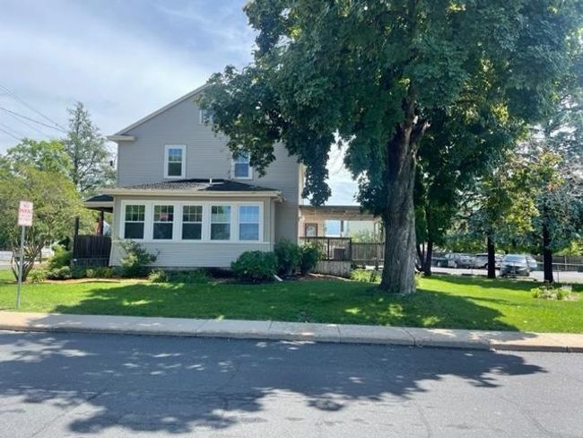 242 W Hickory St, House other with 3 bedrooms, 2 bathrooms and null parking in LANCASTER WI | Image 6