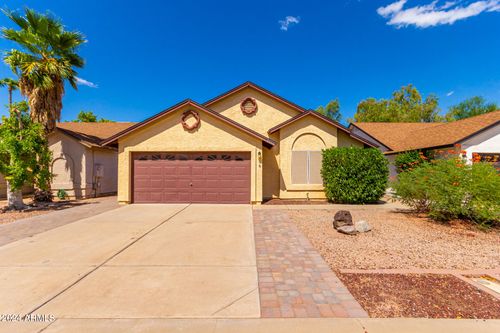 3854 W Whitten Street, Chandler, AZ, 85226 | Card Image