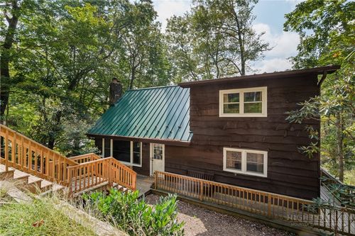 635 Bear Ridge Trl, Fleetwood, NC, 28626-9730 | Card Image