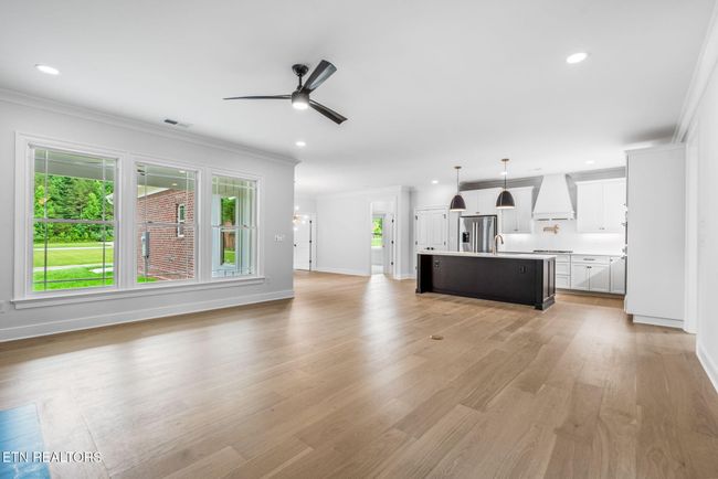 Light Filled Open Floor Plan | Image 6