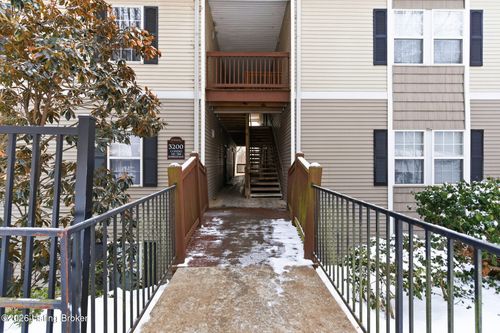 3200 Renwood Blvd, Louisville, KY, 40214 | Card Image