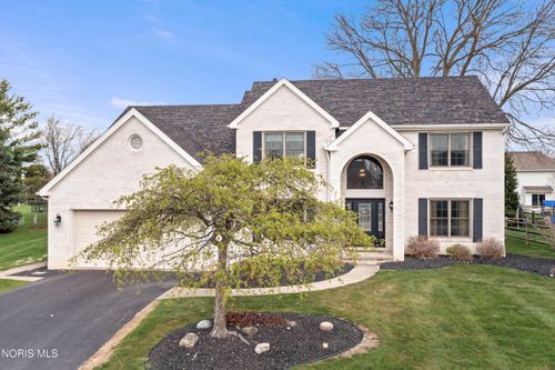 7710 Pilgrims Lndg, Maumee, OH, 43537-9572 | Card Image