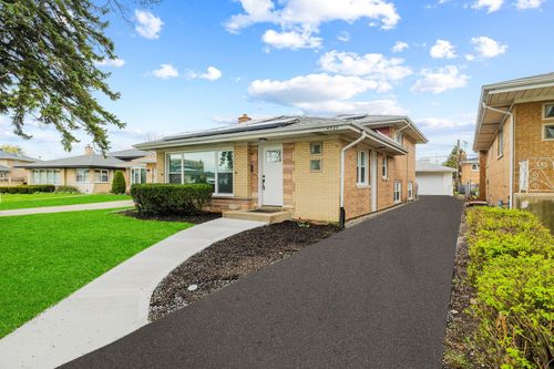4525 N Plainfield Ave, Norridge, IL, 60706-4334 | Card Image