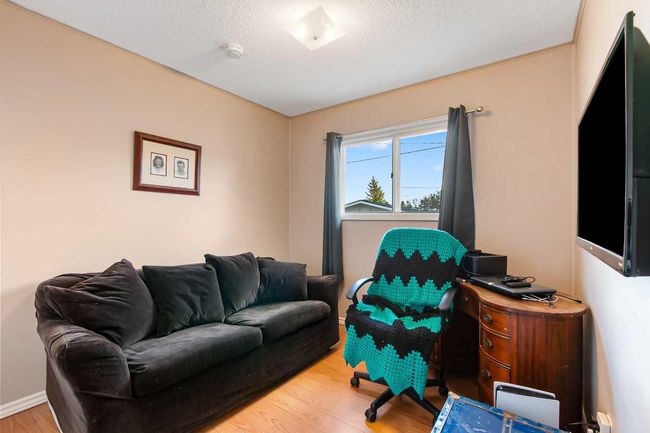 2218 Westview Cres, House other with 4 bedrooms, 2 bathrooms and 6 parking in Bowden AB | Image 14