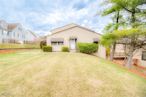 apt-a-576 Turney Rd, Bedford, OH, 44146-7335 | Card Image