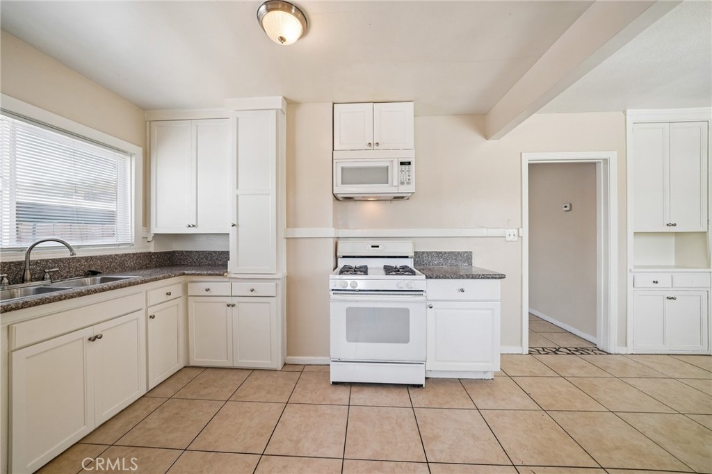 Residential Lease in Chino