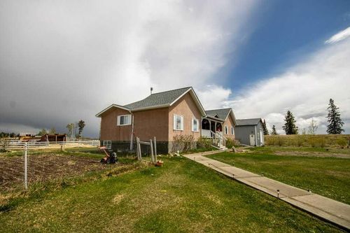 10-33139 Range Road 55, Rural Mountain View County, AB, T0M1X0 | Card Image