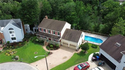 4 Sol Thorpe Ln, Chesapeake, VA, 23325-3953 | Card Image