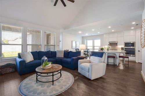 237 Arrowhead Mound Rd, Georgetown, TX, 78628-2319 | Card Image