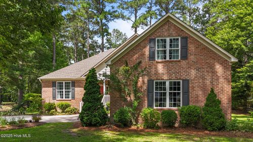 200 Appomattox Ln, Chocowinity, NC, 27817-8505 | Card Image