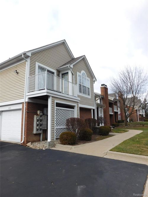 44872 Marigold Dr, Sterling Heights, MI, 48314-1210 | Card Image