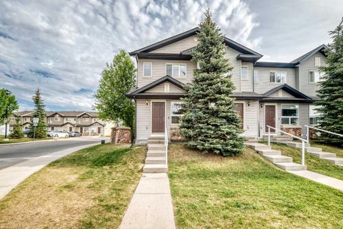 501 Saddlecrest Blvd Ne, Calgary, AB, T3J0G2 | Card Image