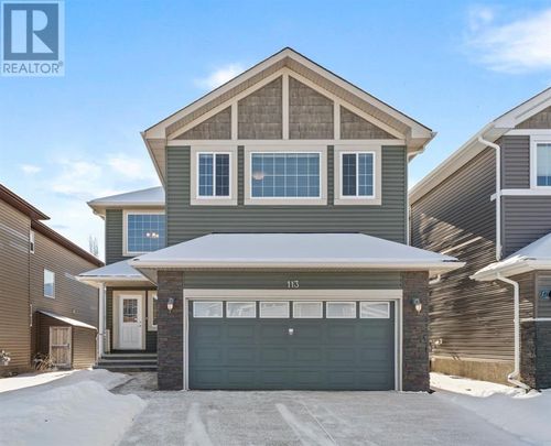 113 Everhollow Rise Sw, Calgary, AB, T2Y0B1 | Card Image