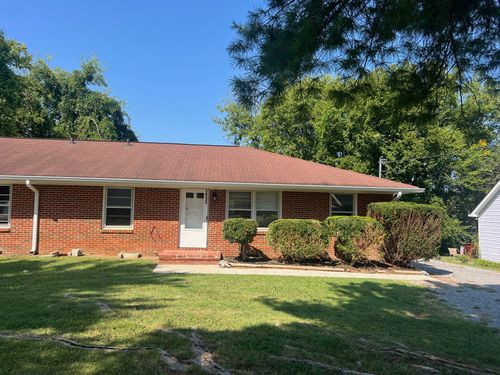 1813 Battleground Dr, Murfreesboro, TN, 37129-1728 | Card Image