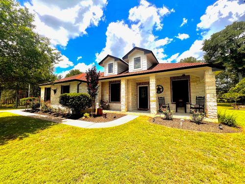 106 Hobbs Creek Cv, Cedar Creek, TX, 78612-3809 | Card Image