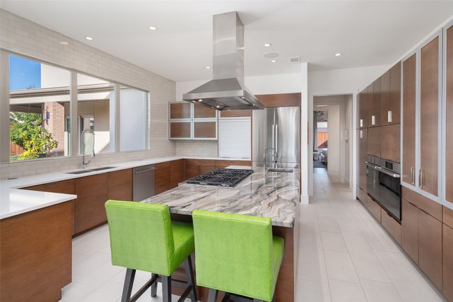 5601 Dittmar Pl, House other with 4 bedrooms, 4 bathrooms and null parking in Dallas TX | Image 20