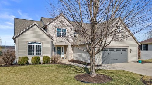 1604 Auburn Ct, Waukesha, WI, 53189-8005 | Card Image