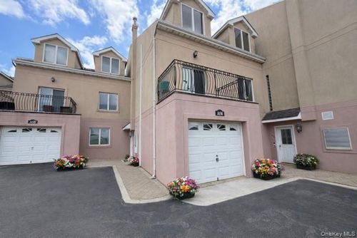 2-1436 Outlook Avenue, New York, NY, 10465 | Card Image