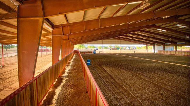 View of stable | Image 12