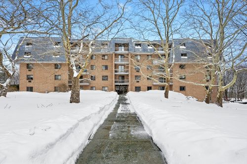 unit-506-65 Commons Dr, Shrewsbury, MA, 01545-4928 | Card Image