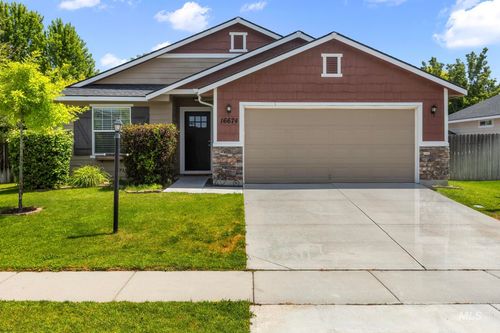 16674 Clover Valley Way, Nampa, ID, 83687-4935 | Card Image