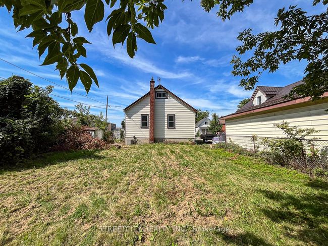 116 Sterling St, House other with 3 bedrooms, 1 bathrooms and 2 parking in London ON | Image 34
