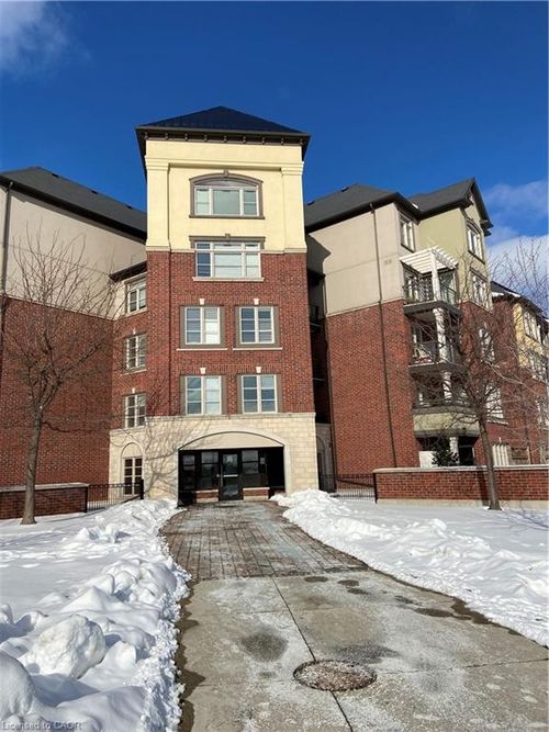 227-3070 Rotary Way, Burlington, ON, L7M0H1 | Card Image