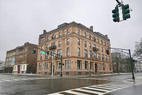 unit-403-536 Central Ave, Newark, NJ, 07107-1420 | Card Image