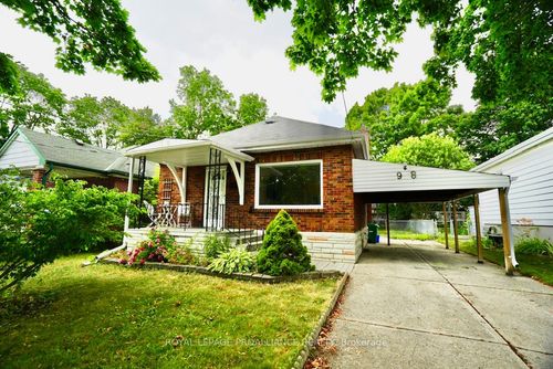 98 Ware St, Peterborough, ON, K9J2B7 | Card Image