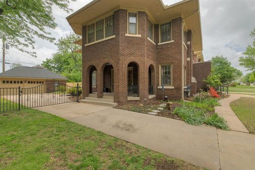 714 Ne 18th St, Oklahoma City, OK, 73105-8004 | Card Image