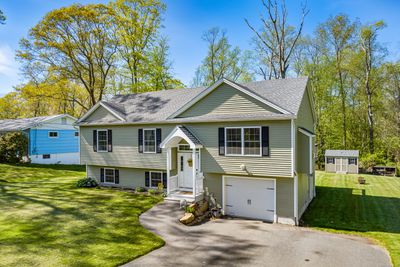 19 Oakridge Drive, House other with 3 bedrooms, 2 bathrooms and null parking in Ledyard CT | Image 2