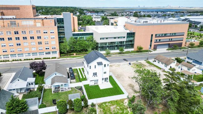 42 E New York Ave, House other with 4 bedrooms, 3 bathrooms and null parking in Somers Point NJ | Image 8