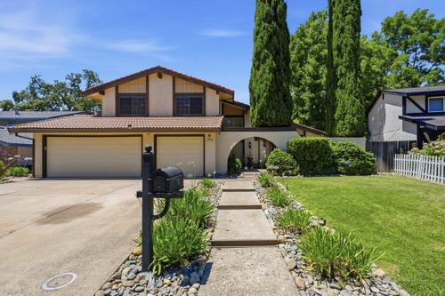 8359 Newbridge Way, Citrus Heights, CA, 95610-0830 | Card Image