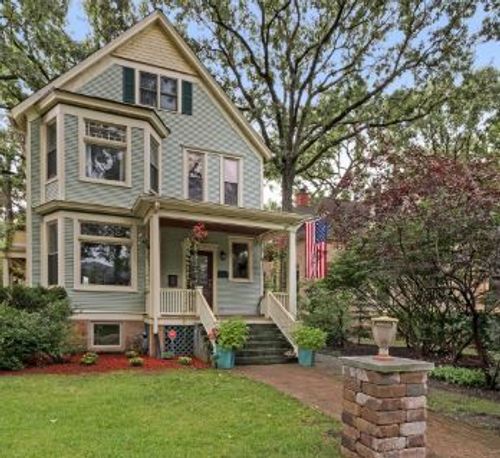 1241 Maple Ave, Wilmette, IL, 60091-2542 | Card Image