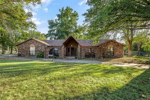 41 Fox Run, Rogers, AR, 72756-9270 | Card Image