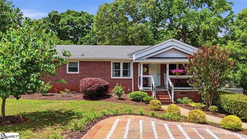 4 Rhonda Ct, Greenville, SC, 29617-8123 | Card Image