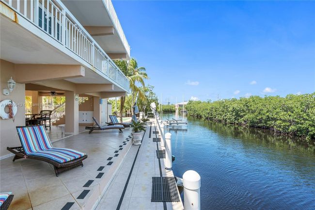 127 - 127 S Layton Dr, House other with 3 bedrooms, 2 bathrooms and null parking in Long Key FL | Image 5