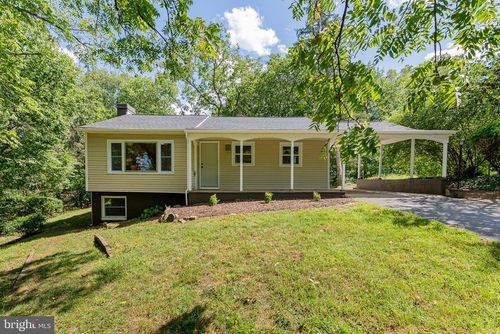 546 Lupton Rd, Woodstock, VA, 22664-1904 | Card Image